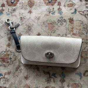 Coach White Leather Turnlock Sunglasses Case In Signature Canvas